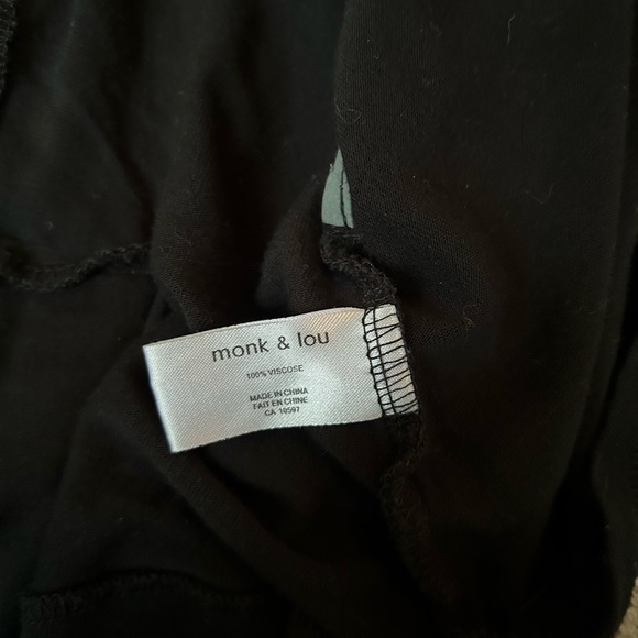 Women's Black Top - Picture 4 of 4